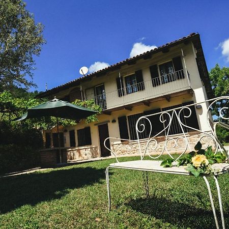 Apartamento Cascina Flino Diano dʼAlba Exterior foto