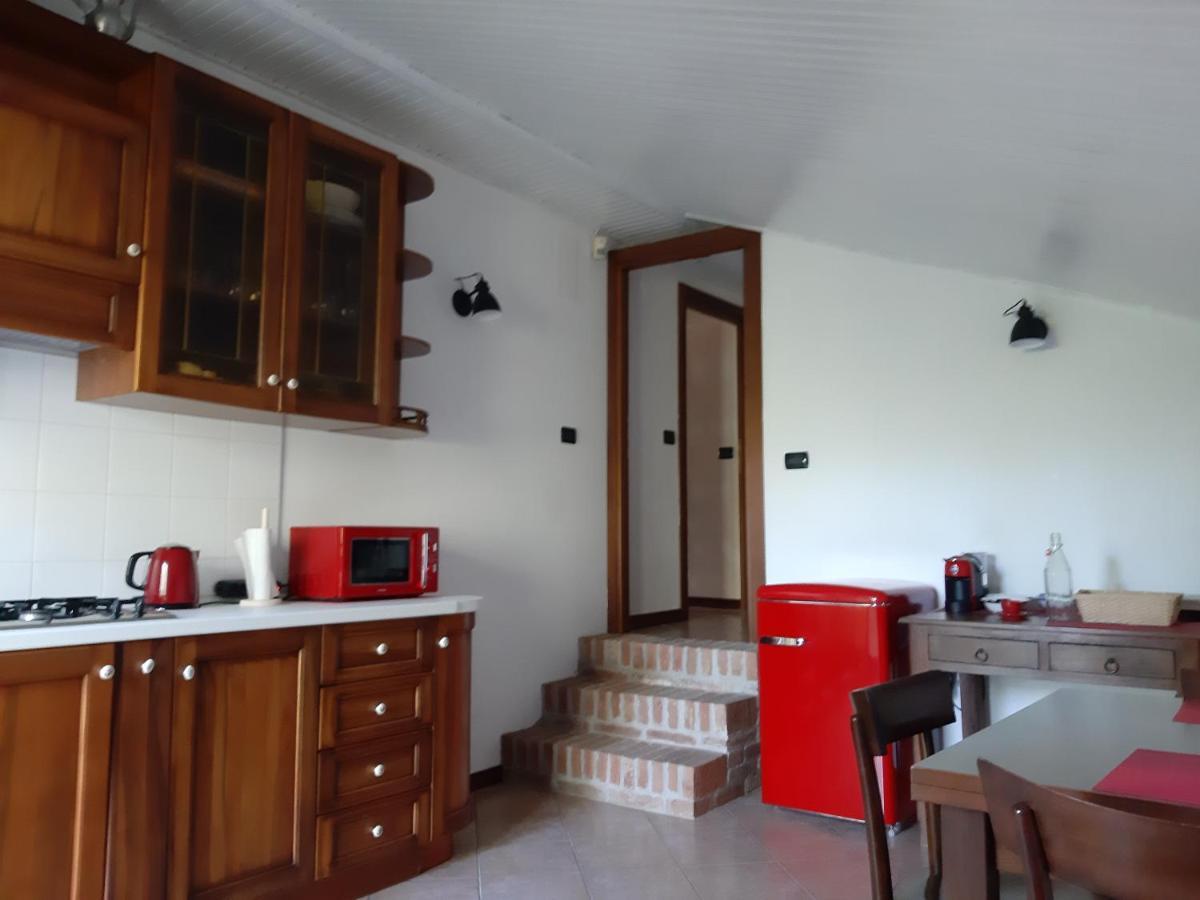 Apartamento Cascina Flino Diano dʼAlba Exterior foto